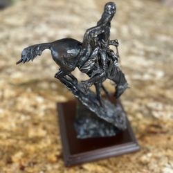 Remington Mountain Man Bronze Reproduction 