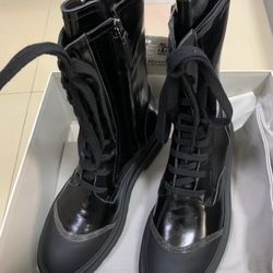 Women’s Combat Boots ,41 ( US 9-9,5) NEW 