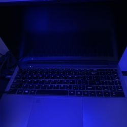 Windows 11 Pro Laptop