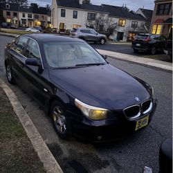 04 BMW 525i 