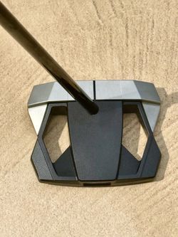 Brand New Taylor Made ZT putter