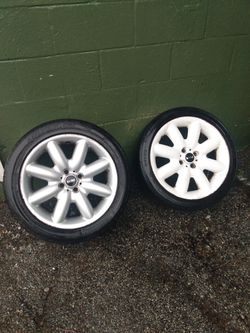 2 mini Cooper tires and rims with Lugs