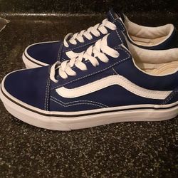 Vans womens 7.5 Like new 