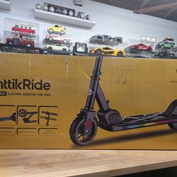 FanttikRide C100 Electric Kids Scooter - Brand New