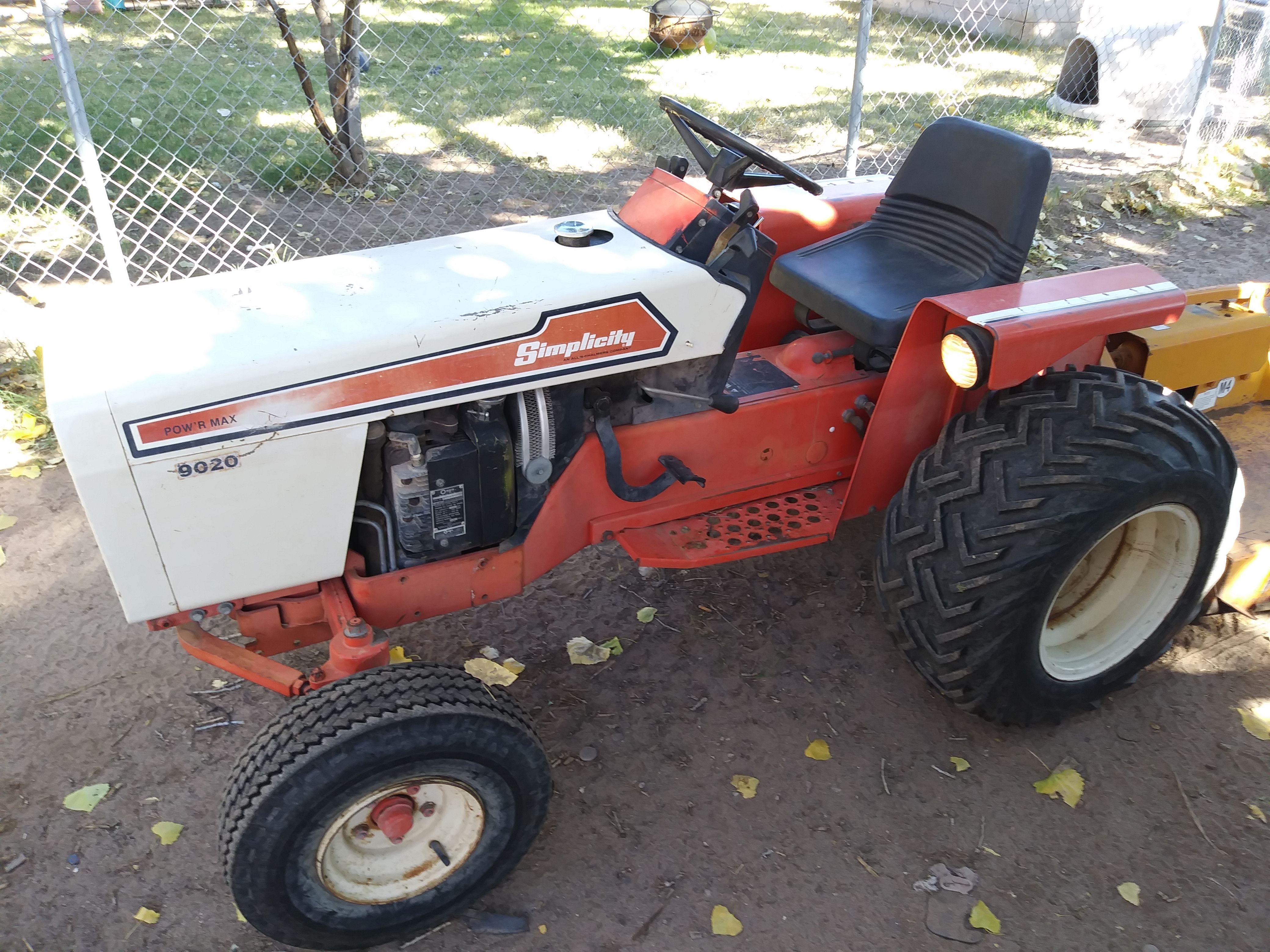 PRICE DROP - Simplicity 9020 Pow'r Max tractor w/5' brush mower