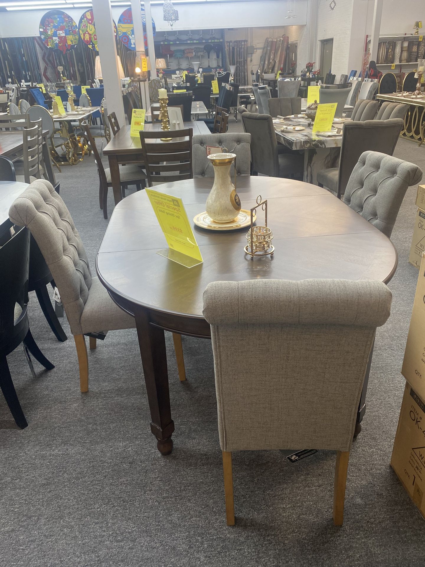 5 Pc Dinning Table Set $599