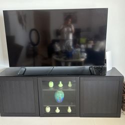 TV BENCH AND STORAGE