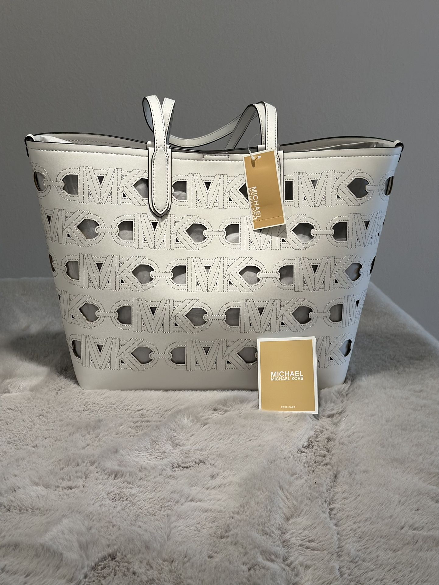 Michael Kors Eliza Large E/W Open Tote Bag