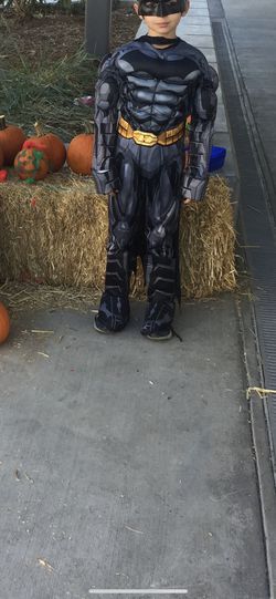 Batman halloween costume 6-8 year boy