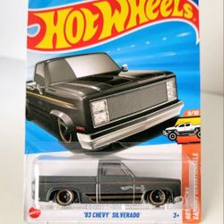  Hot Wheels ‘83 Chevy Silverado Gray 