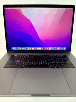 2017 Apple MacBook Pro 15" i7 2.8GHz 16GB RAM 256GB SSD Space Gray A1707