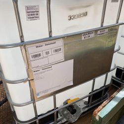 Clean 275 gallon water totes