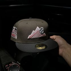 New Era Colorado Rockies Reverse Pink Mocha Fitted