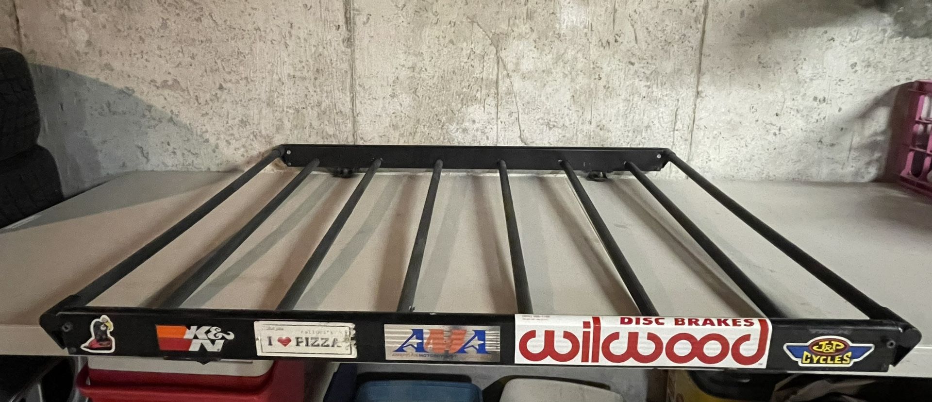 /// Thule Roof Basket /// $100