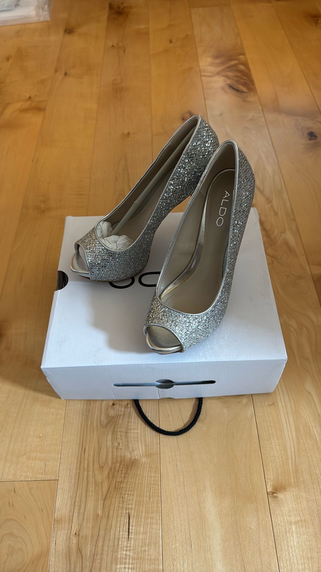 Aldo Heels Silver Size 7