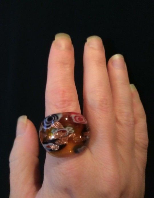 New Condition Large Size Blown Glass And Dycro Vintage Ring With Spirals And Flowers. Beautiful Bronze Glitter Dycro Swirls At least a Size 9
