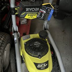 RYOBI 3300 Gas Pressure Washer 