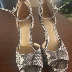 Tacones En Buen Estado Sólo Dos Puestas Talla 8