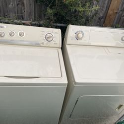 Kenmore Washer And Dryer Set Working Perfectly Fine 