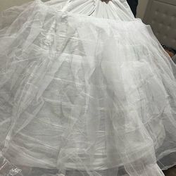 Nueva crinolina para quinceañera