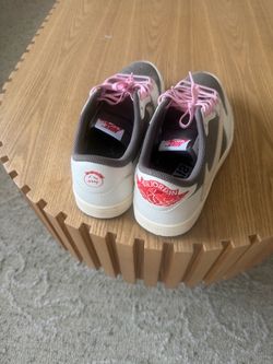 Travis Scott Jordan Low