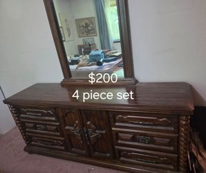 Bedroom dresser draw set