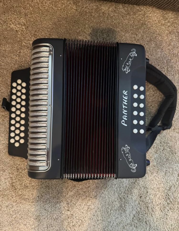 Hohner_Panther_Accordion