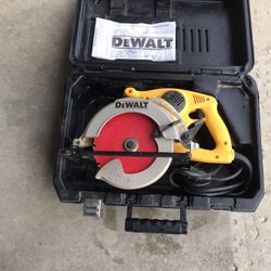 Dewalt 7 1/4” Electric Framing Saw