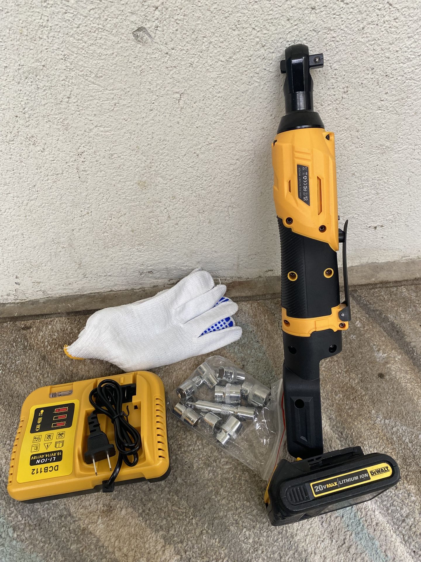 3/8 Inches Cordless Electric Ratchet Wrench With Variable Speed Control