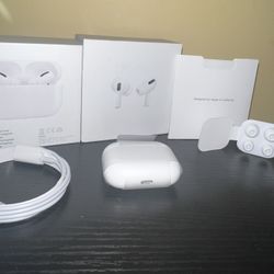 AirPod Pros 2nd Generation NEGOTIABLE 