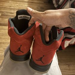 Jordan 5 Raging Bull 