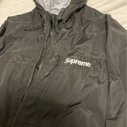 Supreme Windbreaker 