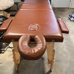 Massage Table 