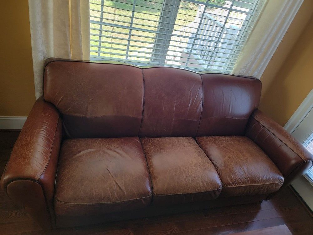 Sofa With Premium Leather