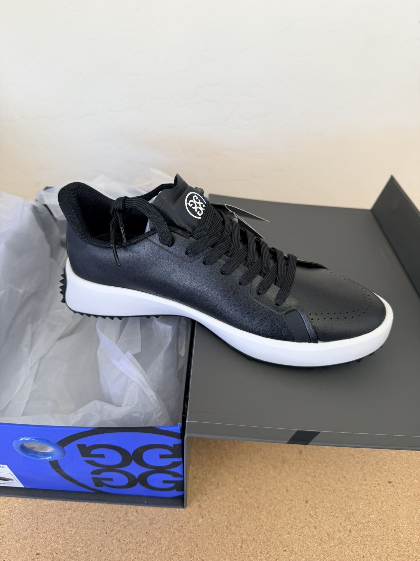 Brand new Size 9 G4 112 Golf Shoe/taylormade