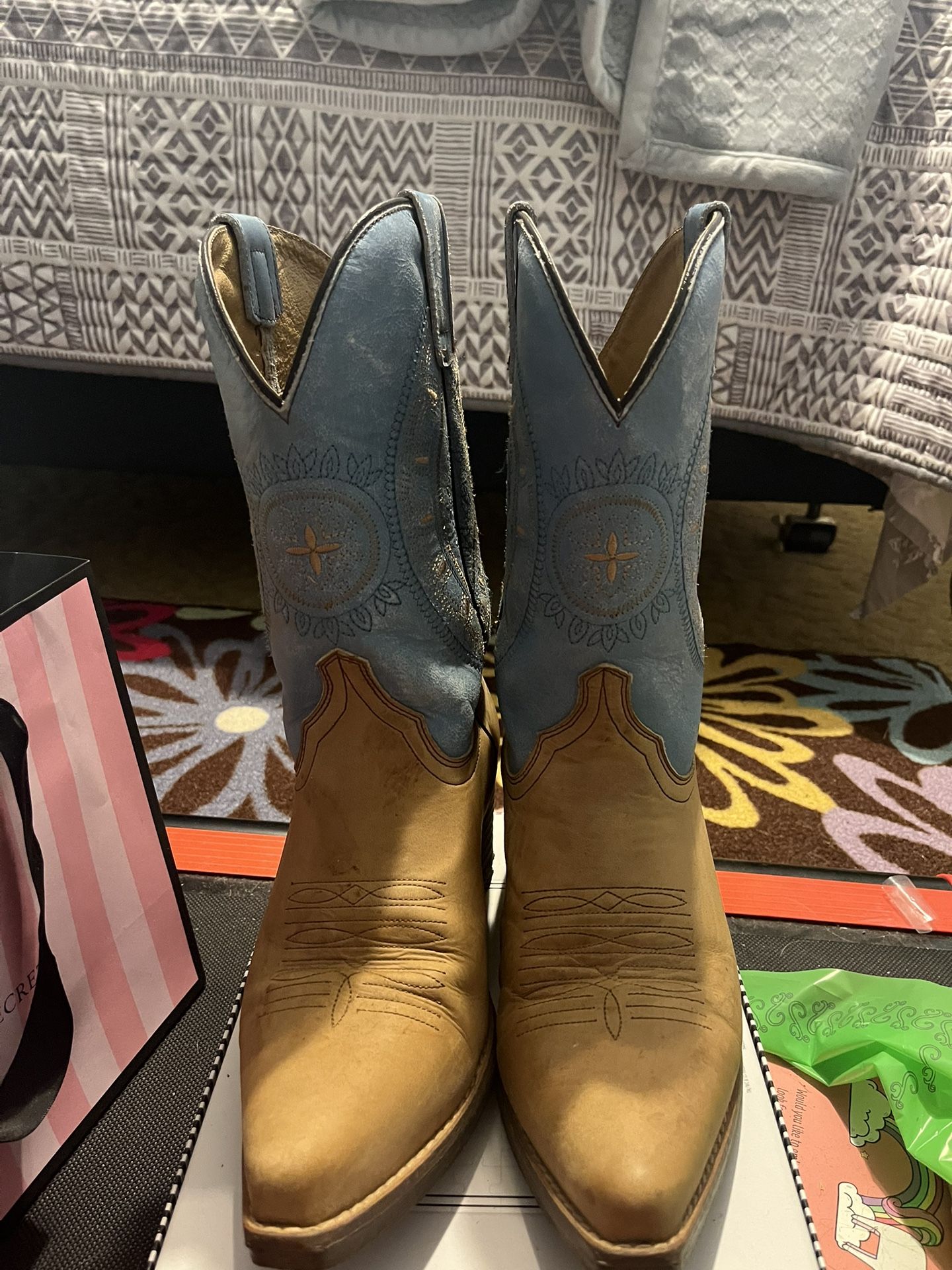 Western Cowgirl Leather Boots