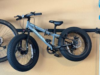 Brand new Mongoose bike