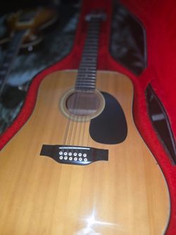 12 string guitar