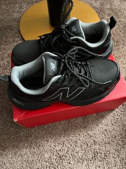 SIZE 8 WEMON BRAND NEW