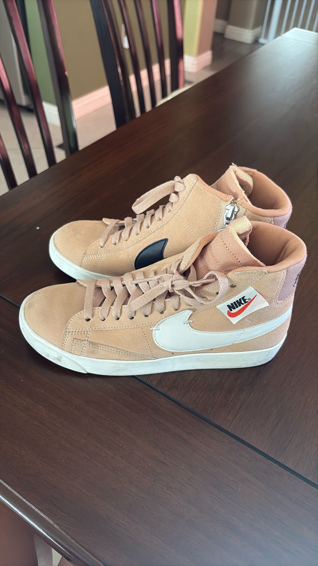 Nike 
