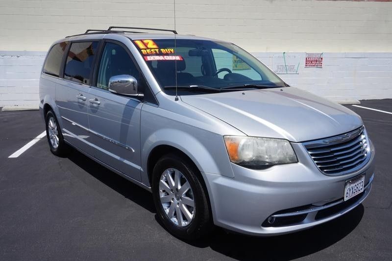 2012 Chrysler Town &amp; Country Touring-L Minivan 4D Minivan or Other 4DR