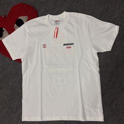 Supreme t-shirt