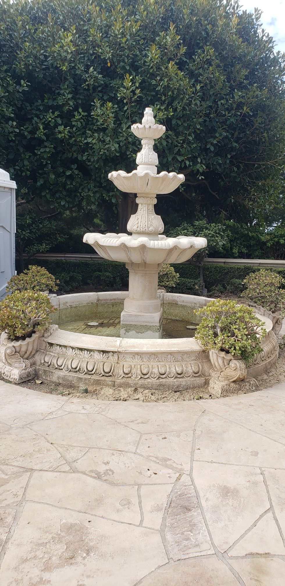 Big fountain