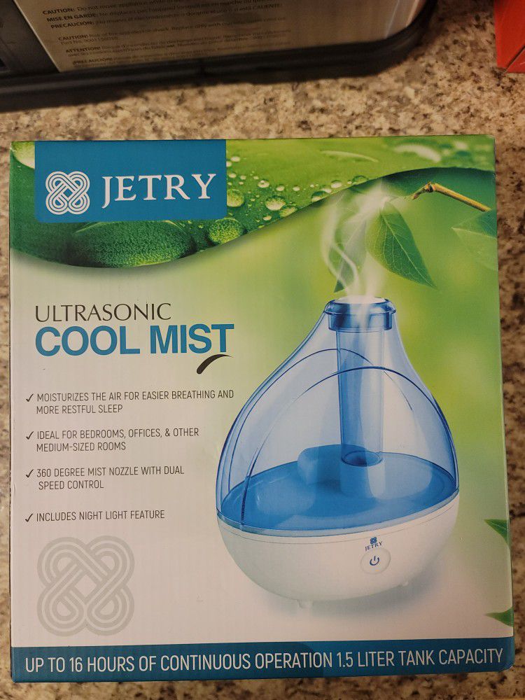 BRAND NEW/ULTRA SONIC COOL MIST HUMIDIFIER