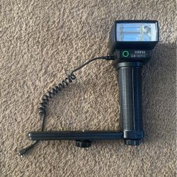 Sunpak auto 3075G Camera Flashes