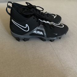 Alpha Menace 3 Cleats 