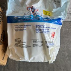 Bleach Germicidal wipes - NEW Bags