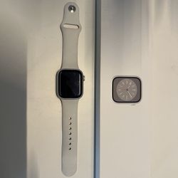 Apple Watch Series 8