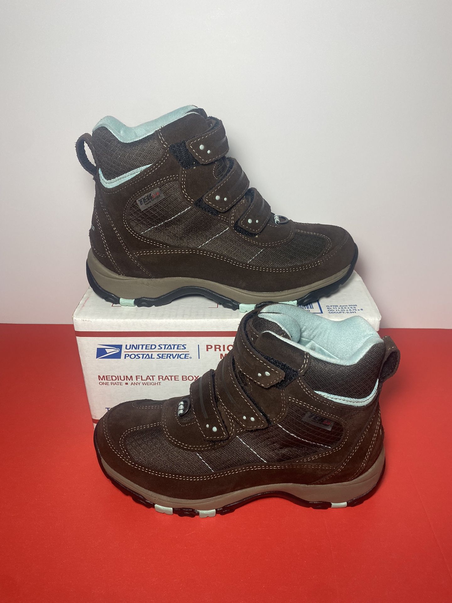 LL Bean Brown Waterproof Insulated Cute Womens snow Boots Size 6.5 TEK 2.5 Strap