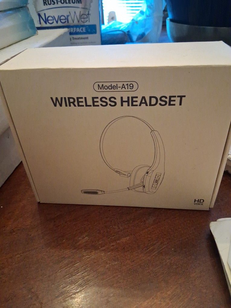 A19 Wireless Headset 